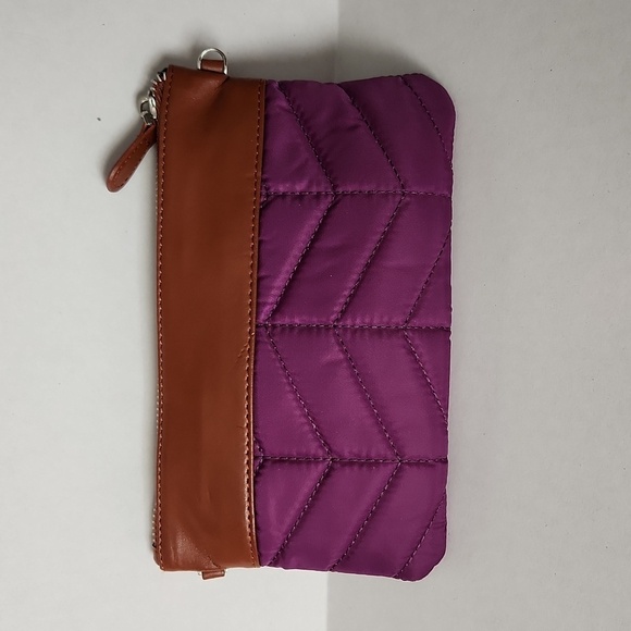 Handbag Butler Mighty Purse Purple Wristlet Wallet Micro USB Phone Charger - Picture 4 of 11